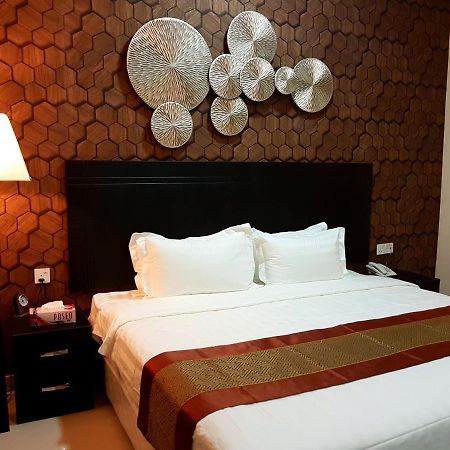 Tanuf Residency Hotel Нізва Екстер'єр фото